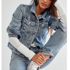 NWT FREE PEOPLE RUMORS DENIM JACKET